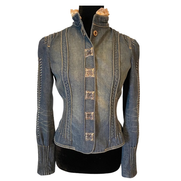 Elie Tahari Jackets & Blazers - 🌺 Ellie Tahari Distressed Vanessa Ruffle Jean Jacket